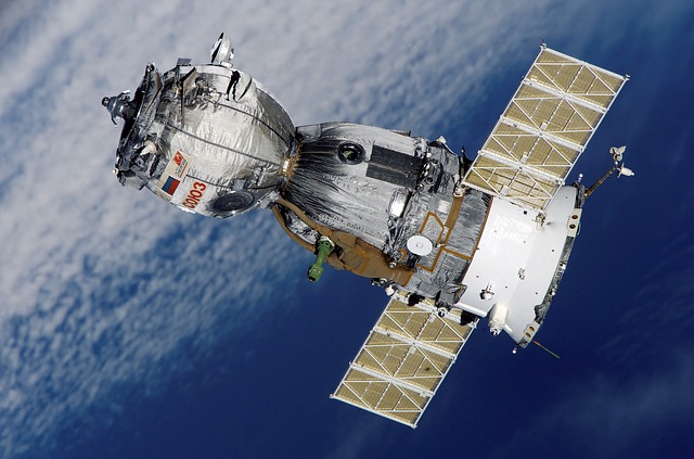 editor1573114085711858.jpg satellite-67718_640.jpg
